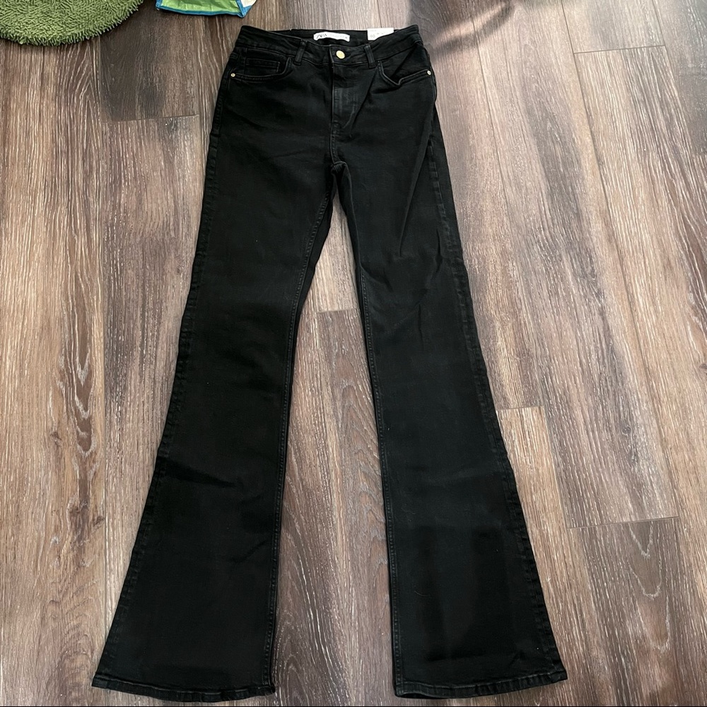 NEW Zara Flare Jeans